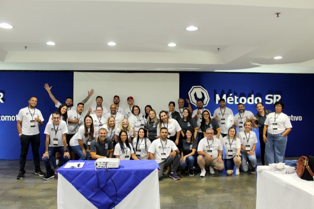 Foto de turma do Método SR no encerramento do encontro