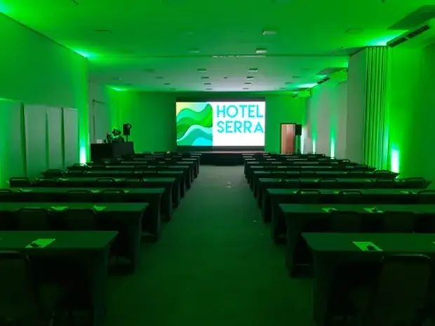 Auditório do Hotel Serra Jundiaí montado para o evento